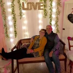 Meet your Posher, Sandi